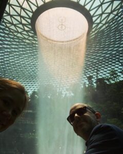 Introducing Rodd to Changi Jewel... https://t.co/uHpCXC9BeQ https://t.co/7LslbwLc8v