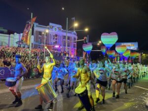 RT @sydneymardigras: In City of Sydney, everybody is welcome! 🌈 https://t.co/gXAQxV4qiO