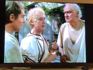 Ugh. I keep getting distracted from John Hurt’s hate crime of a performance by Tiberius’s disgusting weeping open head sore. https://t.co/wleG4vqdwQ