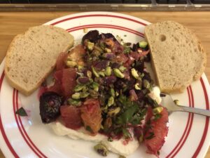 Roasted beets, citrus, pistachio, and ricotta salad with the Snook’s homemade bread... https://t.co/iBsmsFvWpy