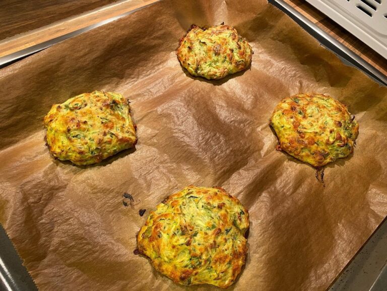 Lunchtime virtual class on Albanian cooking with Deshira, a wonderful chef from @migratefuluk! Vegetarian courgette fritters... which I paired with a plate of German cold cuts. 😍😂