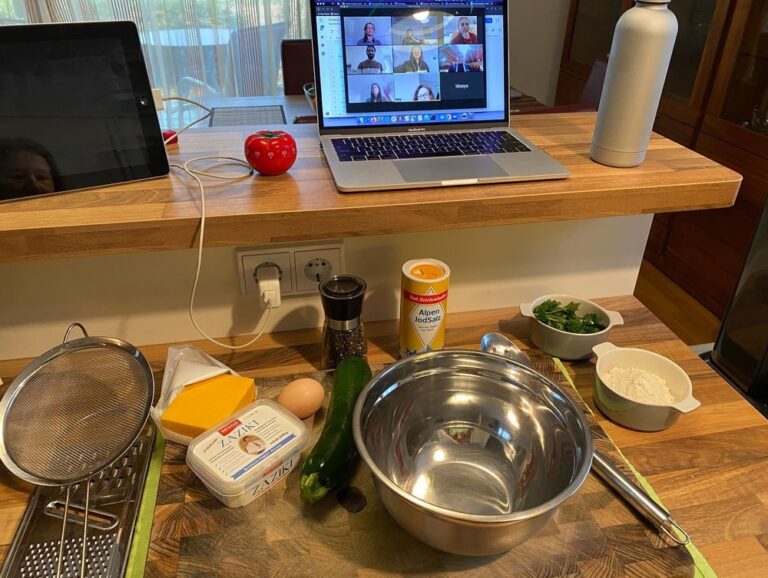 Lunchtime virtual class on Albanian cooking with Deshira, a wonderful chef from @migratefuluk! Vegetarian courgette fritters... which I paired with a plate of German cold cuts. 😍😂