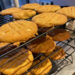 My turn to break in the new oven! Homemade peanut butter cookies... 🍪🥜 https://t.co/NQoqS1nWqr https://t.co/u8K8qDYKMD