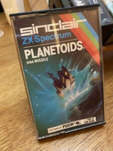 “In high-resolution colour with sound effects...” 🤨 #zxspectrum https://t.co/ZudcmRW0Ej