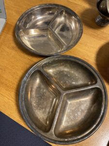 More weird stuff from the Snook's hoard: a set of 10 electroplated nickel silver dishes. $50 for the lot. Details over on Gumtree. https://t.co/WRunMNwkMi https://t.co/aee0Qfoa2a