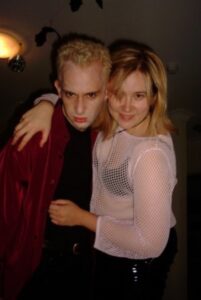 He had blond hair because we’d gone as Buffy and Spike for Halloween 2003, and he liked it so much he kept it that way for some time. (By far our hottest couples costume ever!) https://t.co/NHh8Ri5AUa