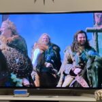 Holy shit - it’s Jeor Mormont in this crappy Monty Python lookin’ bit! https://t.co/kRUzYLGXTU