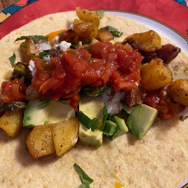 Potato and chorizo hash, courtesy of the Snook. 🤩