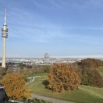 The Olympiaberg is the highest point in Munich Olympic Park, constructed from WW2 rubble. There was quite a crowd on the top, enjoying the spectacular views (so we wore our masks). We could just see the Alps! 🏔 https://t.co/J9LJEWHEQS