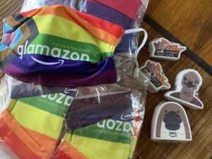 TFW you get a big care package full of #glamazon masks and Aussie animal stickers! ❤️🏳️‍🌈 #bepeculiar @AWSCloudANZ https://t.co/joa3vEIHNp