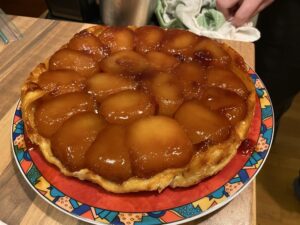 “Why I am cooking so good!?” The Snook spent his Sunday making me homemade spaghetti bolognese and a tarte tatin. 😍 #booyakasha https://t.co/ZqMvOOucdh