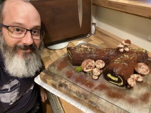 Blog post! If you want to see all the work that went into the Snook’s bûche de Noël, there are lots of photos and recipe links here. https://t.co/NtpfaafdJM (Thanks @BraveTart and @seriouseats for inspiring this Christmas masterpiece!) https://t.co/DUwA07J0Pb