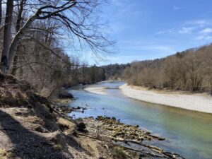 Phew. 27km bike ride south along the Isar to Grünwald today. Our longest yet! https://t.co/FVO4Ftd8CK https://t.co/ASHbkmZEvS