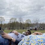 Picnic in Westpark on a cloudy day... ⛅️🧺 https://t.co/s0OOlHNpq7