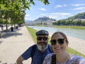 Day trip to Salzburg! Austria has loosened most restrictions. This is the most people I’ve seen in nearly a year! ☀️🍺 (2021 Biergarten count: 6) https://t.co/JLuOP5sMEM