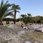 In case it’s not obvious, the city has dumped a load of sand in the Theriesenwiese and set up a volleyball court next to some very confused palm trees. 😂 https://t.co/ofrlwI0yyw