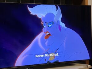 I learned a new German expression from The Little Mermaid, of all things: “08/15”. No really, it’s a thing. Ursula says it! It means, like, normal and boring in an insulting way. (I reckon it’s actually very close to how Aussies use “average.”) https://t.co/GTTwEtkGy4 https://t.co/zPAaCuT4VN