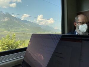 Working on a talk, but I keep getting distracted by the view! https://t.co/0UaKeVJ6s1