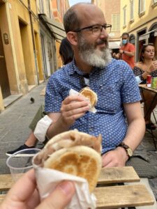 Then a selection of tigelle, followed by several desserts at a traditional pasticceria. Check my Instagram for more photos! https://t.co/0hjr5otNSy