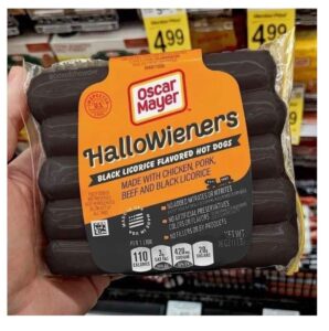 My Dad sent me this and claims it’s actually a real thing. HALLOWEINERS. Someone please buy these and try them. (I 100% would.) https://t.co/z2OOPzG7v8