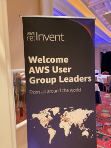 At the AWS User Group leaders workshop learning from folks that run meetups around the world. First up is @aaronwalker from @BerlinAWSUG talking about the challenge of moving back to in-person events. #awsreinvent https://t.co/sbjmiIsGBX