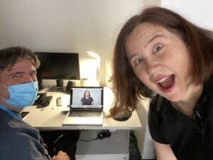 TFW when you have to record an important video at work but you forgot your red lippie! Thank goodness my colleague Nahia was able to come to my rescue. 😱❤️ #teamwork https://t.co/FbMGPYM8FZ