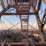 The Wiener Riesenrad (Giant Wheel) was for many years the tallest extant Ferris Wheel in the world, and featured notably in the films The Third Man, Scorpio, and (Rodd’s fave) The Living Daylights. We timed our ride perfectly for sunset! ❤️🌅🎡 https://t.co/8muApvlQWA