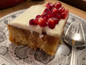 The Snook made me a beautiful homemade birthday dinner - pan pizza and a pomegranate cake. He’s the best. ❤️🍕🍰 https://t.co/ccpLDs45Bu