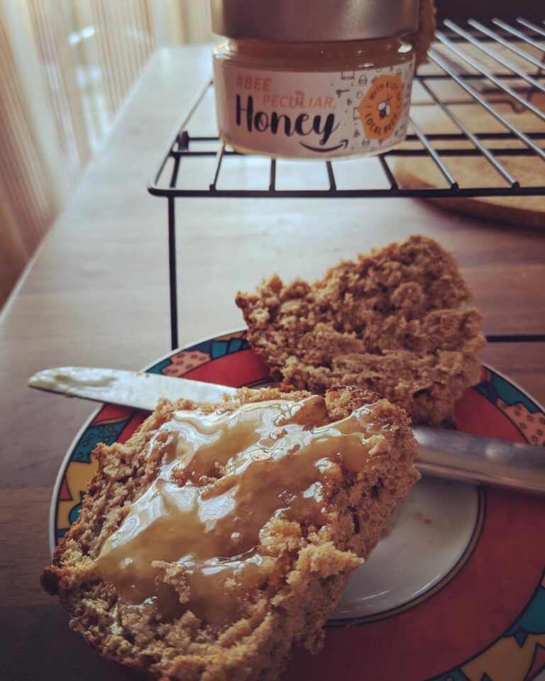 Feeling about 96% recovered from tonsillitis. Woke up to the aroma of freshly baked soda bread (courtesy of the Snook), which I ate with honey from beehives at the AWS Munich office. 🍯🐝❤️ #beepeculiar @hereataws