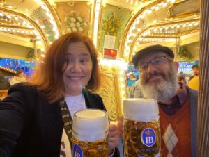 Frühlingsfest has begun! And they have a BEER CAROUSEL. We had half-meter sausages for dinner. There were a LOT of beardy dudes in Lederhosen. #springinmunich 🍻🎠 https://t.co/ZwEjFJ2qGj