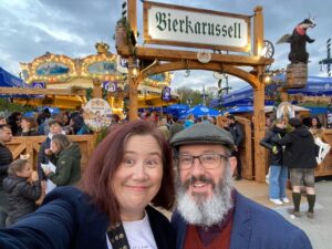 Frühlingsfest has begun! And they have a BEER CAROUSEL. We had half-meter sausages for dinner. There were a LOT of beardy dudes in Lederhosen. #springinmunich 🍻🎠 https://t.co/ZwEjFJ2qGj