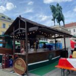 Yesterday was a public holiday in Bavaria so today is a “Brückentag” (Bridge Day) for a 4-day weekend. We are checking out the Hamburger Fischmarkt, a travelling market/festival from Hamburg that’s brought beer & seafood to the middle of Munich. (2022 Biergarten count: 5) 🍻🏴‍☠️🎣 https://t.co/M6MdlRDe7E