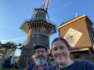 Blog post: Easter in Amsterdam! We skipped the museums and pot in favour of beers, bikes, tulips, and canals. 🍻🚴‍♀️🌷🚣‍♂️ https://t.co/whqr9GMxyN https://t.co/VI89c7EIEU