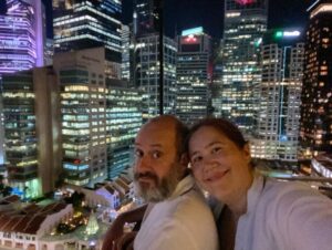 The hotel has a rooftop pool. (I really like Singapore. Might have to live here for a bit someday.) https://t.co/Tld4h8rQ3A