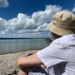 A beautiful day at the Ammersee. Bavaria might just be the prettiest place in the world. ☀️⛵️🌲🏔 https://t.co/uVUGB4J6GP