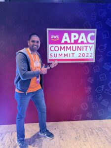 RT @Aviboy2006: AWS Community summit APAC - photo with @shafjag @web_goddess #AWSCommunityAPAC https://t.co/ytiuLDwbOh