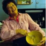 RT @Foodimentary: “The only time to eat diet food is while you’re waiting for the steak to cook.” ~Julia Child http://t.co/H87CGZpB