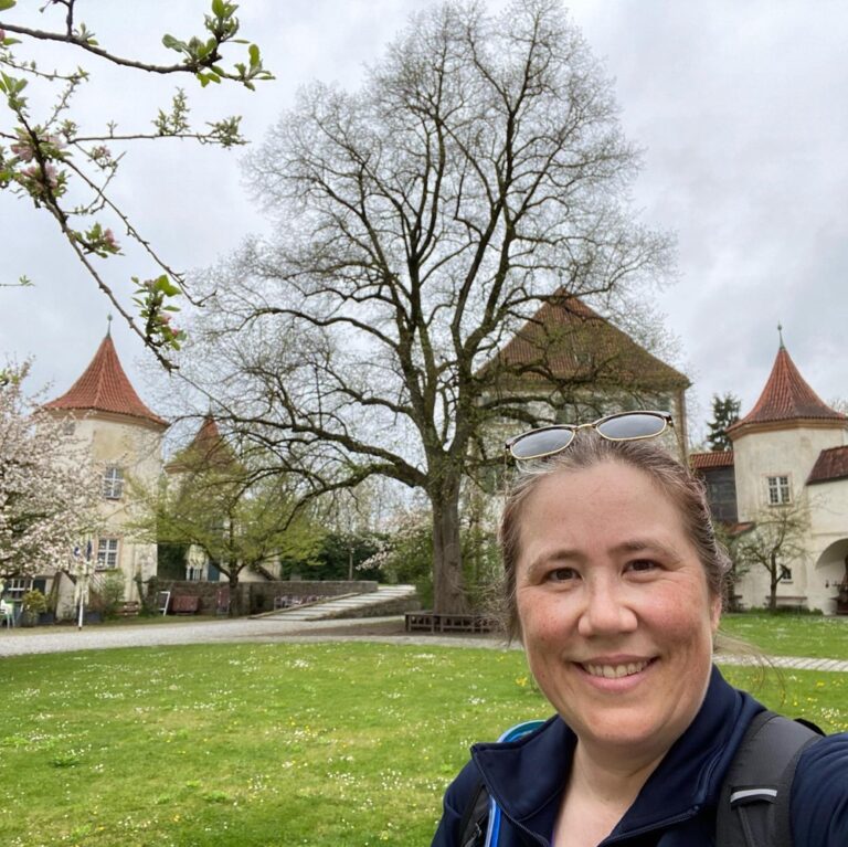 Current status: I rode my bike to a 500-year-old castle! 🏰🚴‍♀️🌸🌹