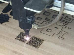 RT @daphnechong: Laser cutter in action! The pattern is a Lissajous curve. http://t.co/wLW8BYHrYN