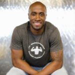 This former Olympian is helping Valve employees stay healthy while at work - GeekWire http://t.co/UBMOnVLeAN http://t.co/IxvN3yMUJW