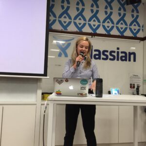 Hope Delahunty giving out massive @canva props in her #ggdsyd talk tonight! http://t.co/0A44RIsm5O