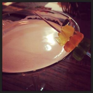 Gummy Beartini. Yes, I'm serious. http://t.co/jyzRySlgZY http://t.co/uew5vQqlpo