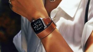 Jony Ive explains Apple Watch Hermès production challenges http://t.co/NbC4bEH5up If I had $1500 spare, I'd buy one. http://t.co/nsm3GBg9l1