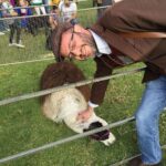 He loves llamas. #googlefieldday http://t.co/dFItXe4EHV http://t.co/UQxJc8kBaT