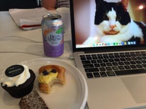 I'm all dolled up, I've got dainty treats, and I'm ready to code. THIS IS SO FUN. #wwcsyd http://t.co/QOjhPZpydi