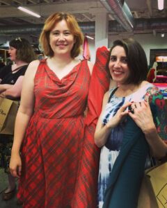 Posing in my Myrtle dress with the actual fabric with the ACTUAL DESIGNER. #zomg @saraimit… https://t.co/rOXV1SjIOi https://t.co/Lveyje7Wif