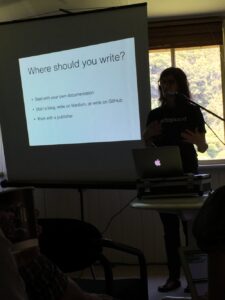 My new friend @OphelieLechat telling a room full of developers why they should WRITE. #CampJS https://t.co/3N28Yn0avR