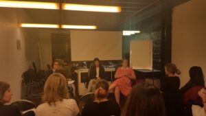 RT @ButenkoMe: Aak for help and people will love you by @web_goddess at #webdirections #WIIT panel :) https://t.co/Y7ibcsPLHA