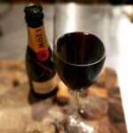 Moët + the Snook's Licorice Stout = a Black Licorice Velvet. Tasty! https://t.co/kJuO3wDimn https://t.co/Mn5fQ17LZ2