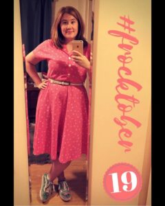 #frocktober day 19: Vintage. I'm in the home stretch! https://t.co/FKoEMnqXlz https://t.co/wRMbKOyHrY